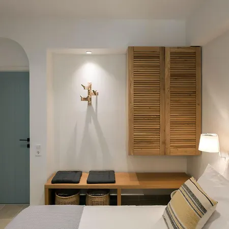 Villa Thea Mare Levantes By Posarellivillas *