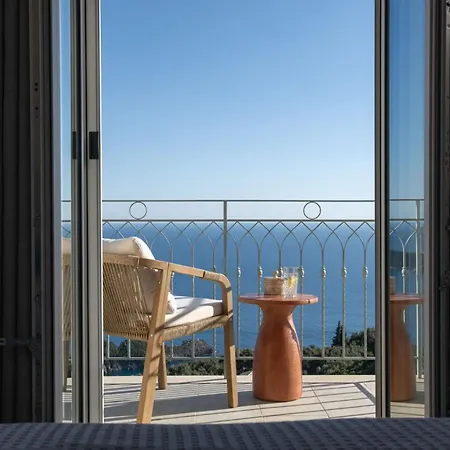 Villa Thea Mare Levantes By Posarellivillas